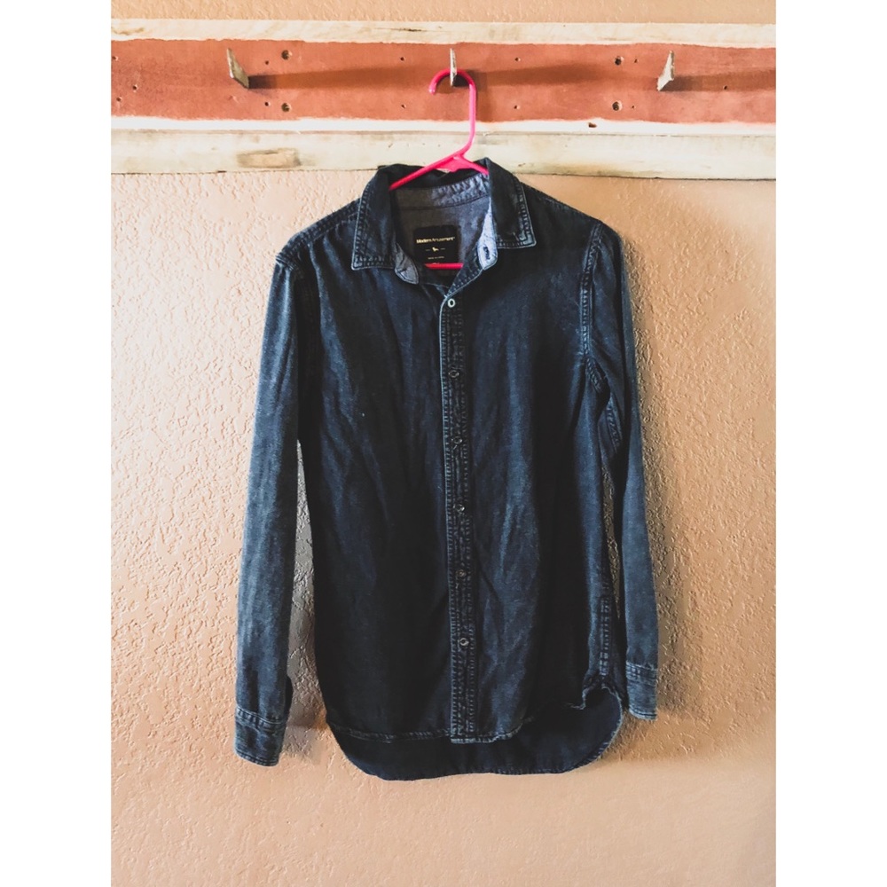 Black Modern Amusement Button Down